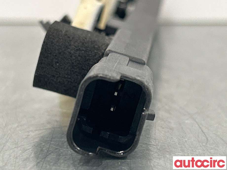 Antenne forsterker til Peugeot 2008 2019-->> (Type II)  (PEUGEOT|9827157280)