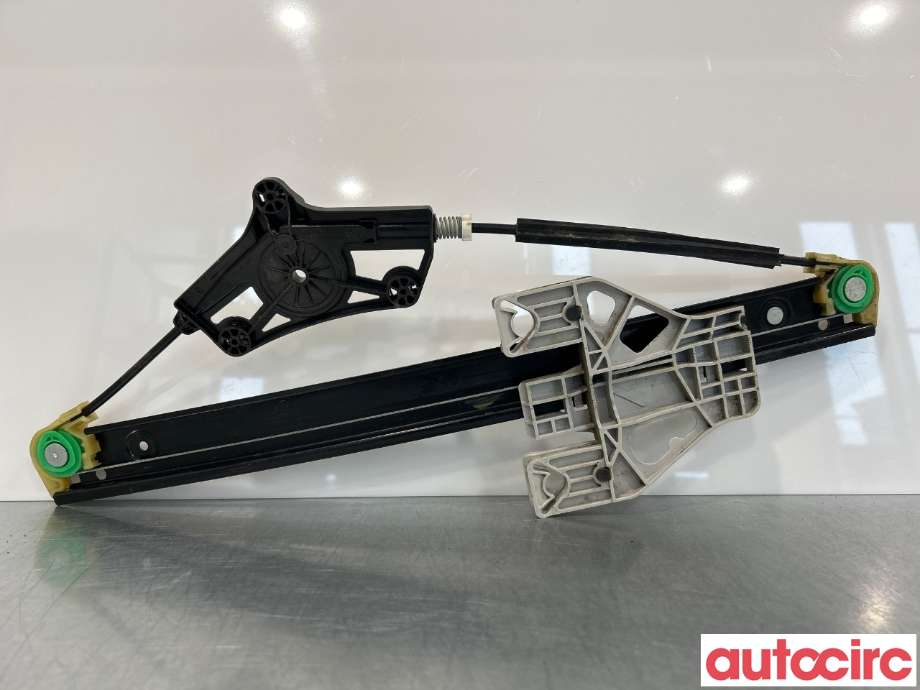 Ruteheis høyre bak til Audi A6 2011-2014 (Type IV, Fase 1) (C7) (C7) (AUDI|4G0839462)