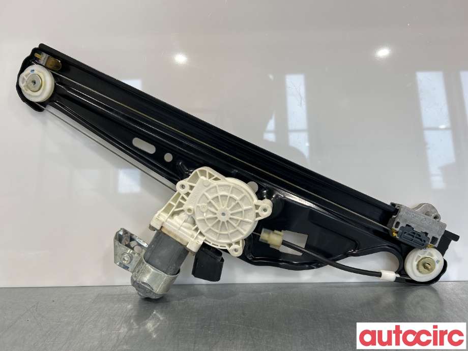 Ruteheis høyre bak til BMW 5-Serie 2003-2010 (E60/E61) (E60/E61) (BMW|51357184746|)