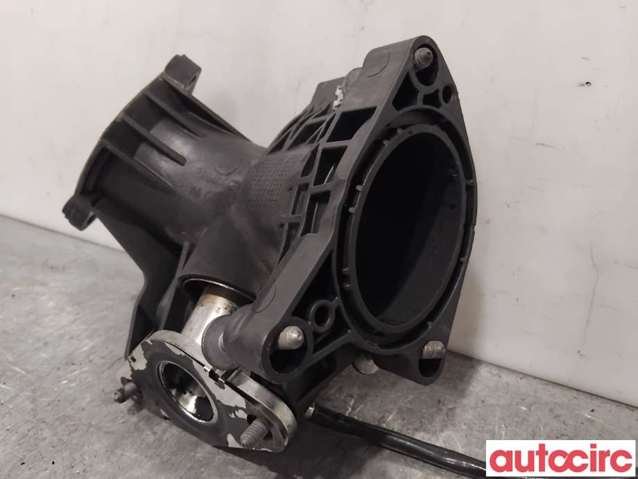 Luftslange innsug til BMW 5-Serie 2010-2017 (F10/F11) (F10/F11) (BMW|11617823244|)