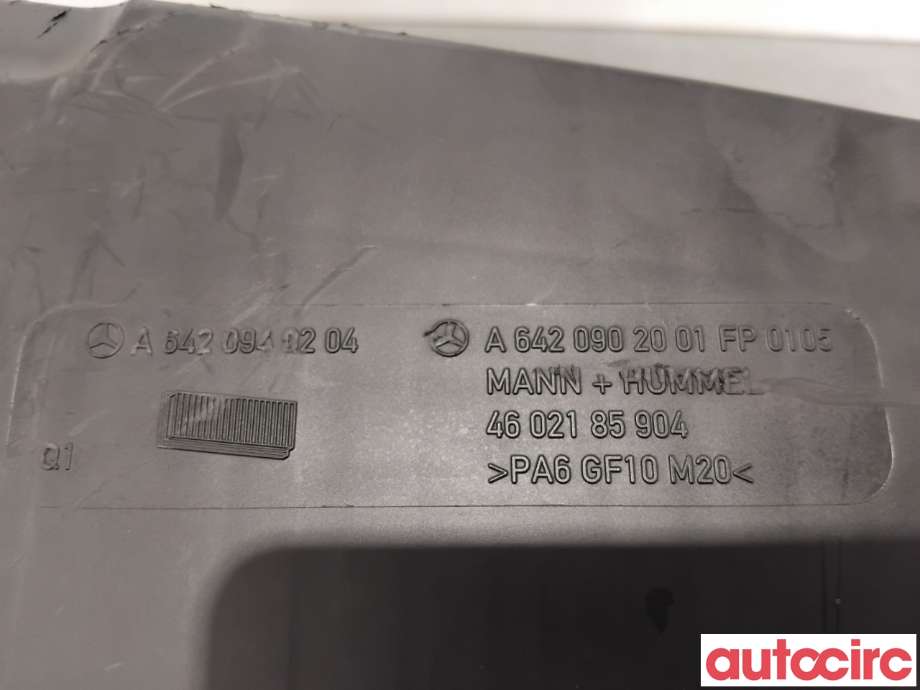 Luftfilterboks til Mercedes R-Klasse 2006-2013 (W251) (W251) (MERCEDES|A6420904201||A6420902001)