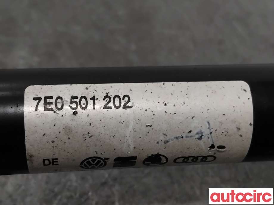 Drivaksel høyre bak til VW Transporter / Caravelle 2009-2015 (Fase 2) (T5) (T5) (VOLKSWAGEN|7E0501202X|7E0501202|7E0501202A)