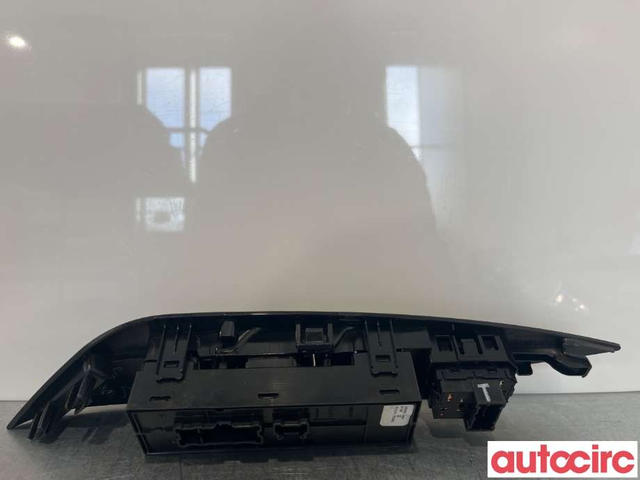 Bryter ruteheis til Nissan Leaf 2018-->> (Type II)  (NISSAN|254015SH0A|)