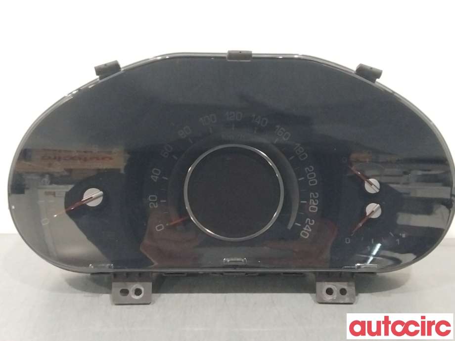 Instrumentpanel til Kia Sportage 2010-2016 (Type III) (KIA|940133U516|94013-3U576)