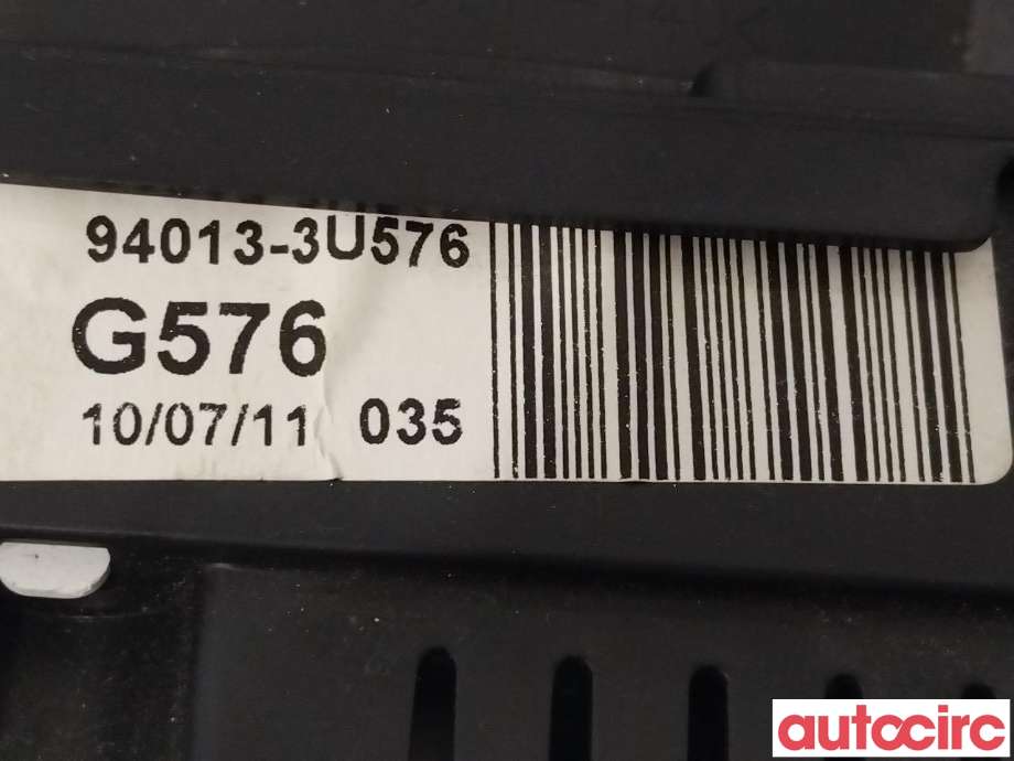 Instrumentpanel til Kia Sportage 2010-2016 (Type III) (KIA|940133U516|94013-3U576)