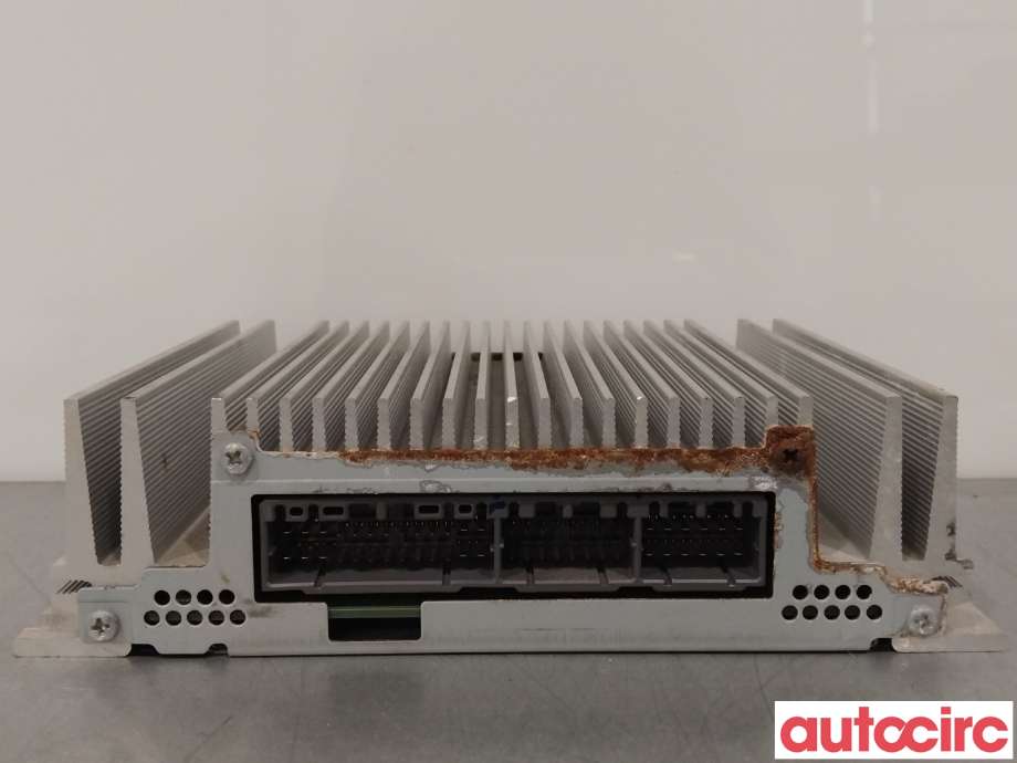 Bilstereo forsterker til Kia Sportage 2010-2016 (Type III)  (KIA|963703W300|)