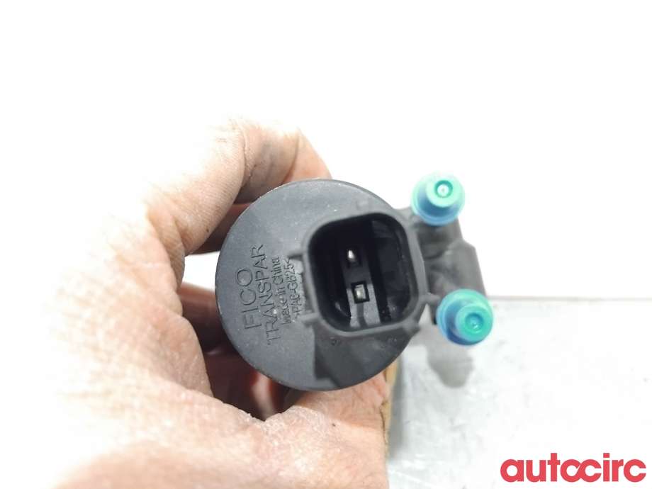 Spylerpumpe foran til Ford Focus 2011-2014 (Type III, Fase 1)  (FORD|2205506|)