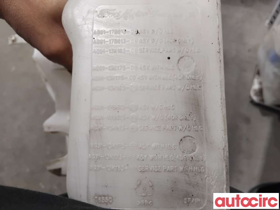Spylertank til Ford S-Max 2010-2015 (Type I, Fase 2)  (FORD|1754867|)