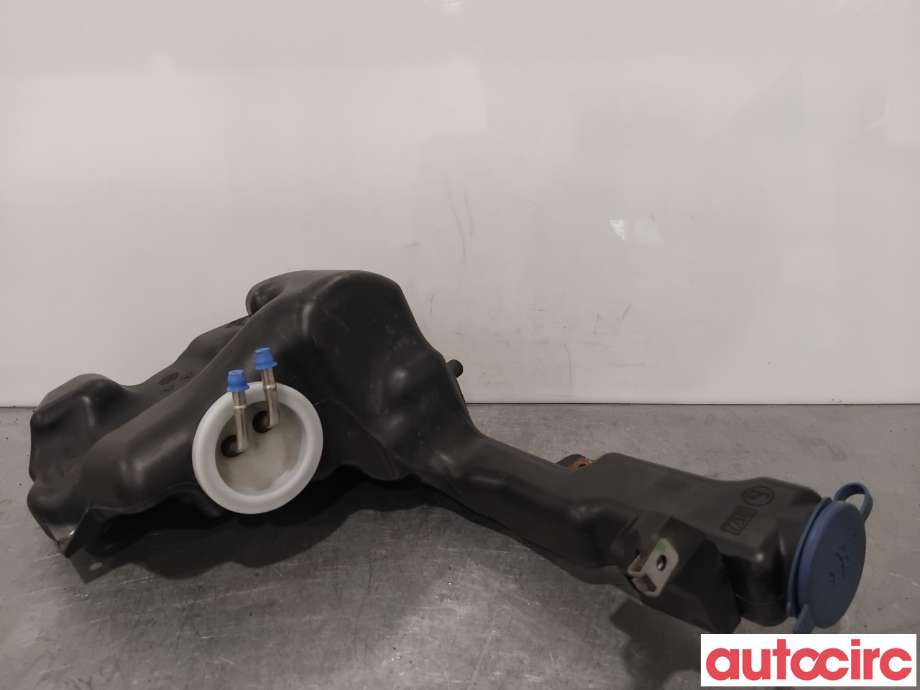 Spylertank til Mercedes CLS 2011-2017 (C218) (C218) (MERCEDES|A2048690300||A2048602360)