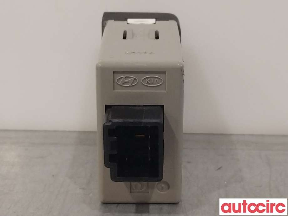 Bryter diverse til Kia Soul 2014-2019 (Type II)  (KIA|93735E4000|)