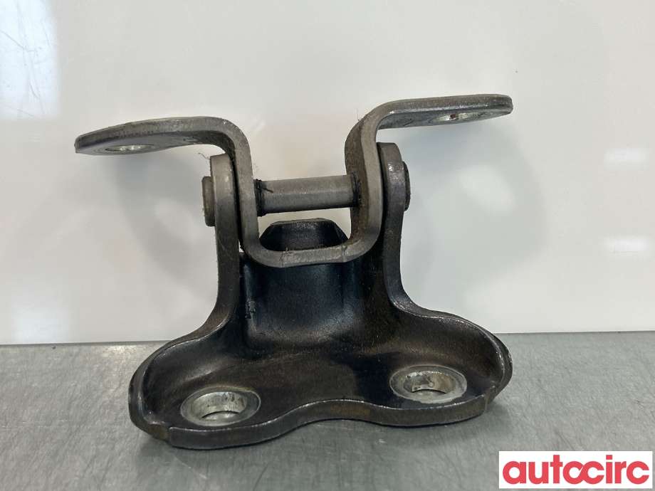 Hengsler til Toyota Hilux 2016-2020  (TOYOTA|6876002020|)