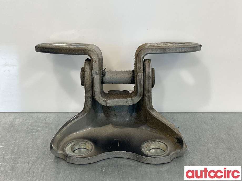 Hengsler til Toyota Hilux 2016-2020 (TOYOTA|6874012120|6874002070|)