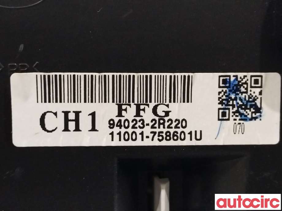 Instrumentpanel til Hyundai i30 2007-2012 (Type I)  (HYUNDAI|940232R220)
