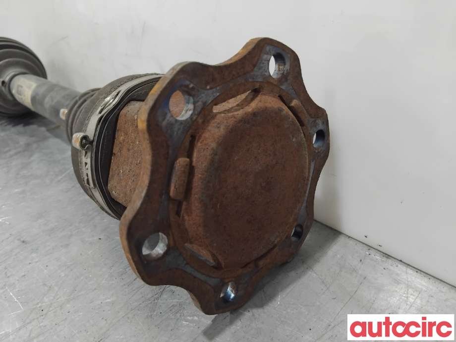 Drivaksel høyre foran til Audi A4 2007-2014 (Type IV) (B8) (B8) (AUDI|8K0407271AL|Y1AI)