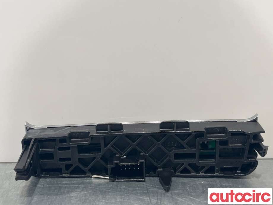 Diverse deler til Audi A4 2007-2014 (Type IV) (B8) (B8) (AUDI|8K1713463|8K17134633Q7)