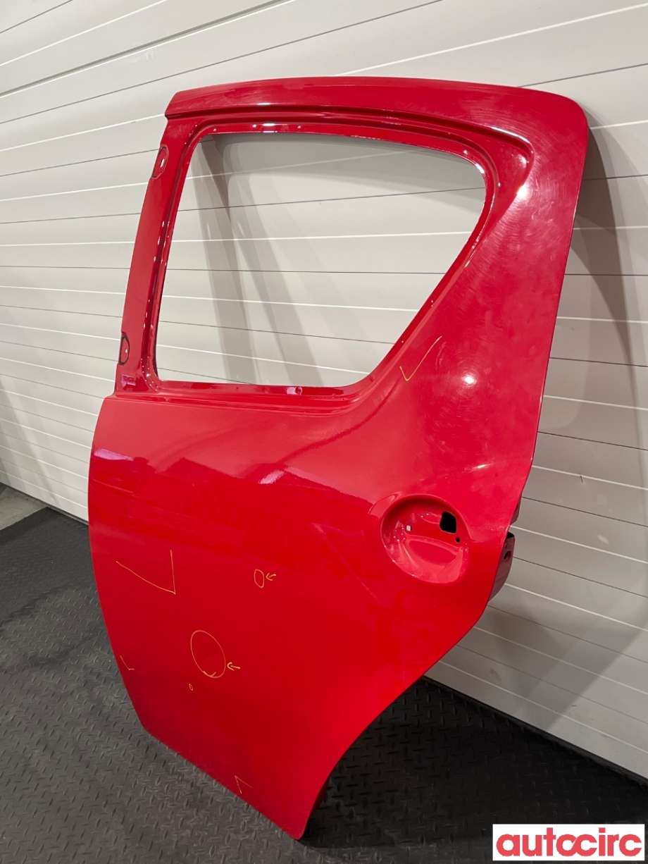 Dør venstre bak til Toyota Aygo 2005-2014 (Type I)  (TOYOTA|670040H010)