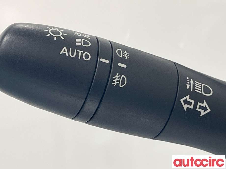 Bryter combi til Nissan Qashqai 2014-2021 (Type II)  (NISSAN|255604EA4A|255604EA0E)