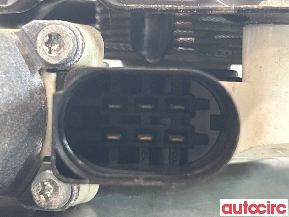 Ruteheis venstre bak til BMW 5-Serie 2003-2010 (E60/E61) (E60/E61) (BMW|51357184745|)