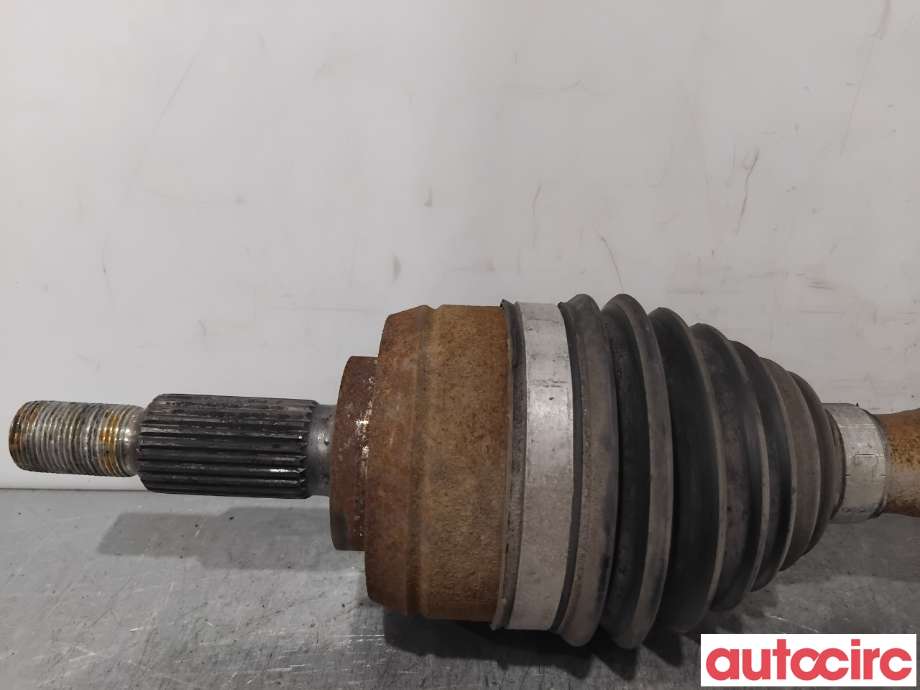 Drivaksel venstre foran til Renault Captur 2013-2020 (Type I)  (RENAULT|391015196R||391010433R)