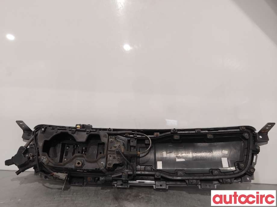 Batterilader inntak/luke til Kia Soul 2014-2019 (Type II)  (KIA|86350E4100IM||86352-E4100)