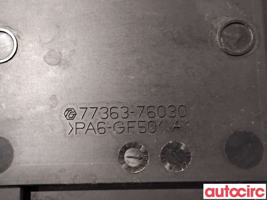 Batterilader inntak/luke til Lexus UX 2018-->>  (LEXUS|7730576010||77363-76030)