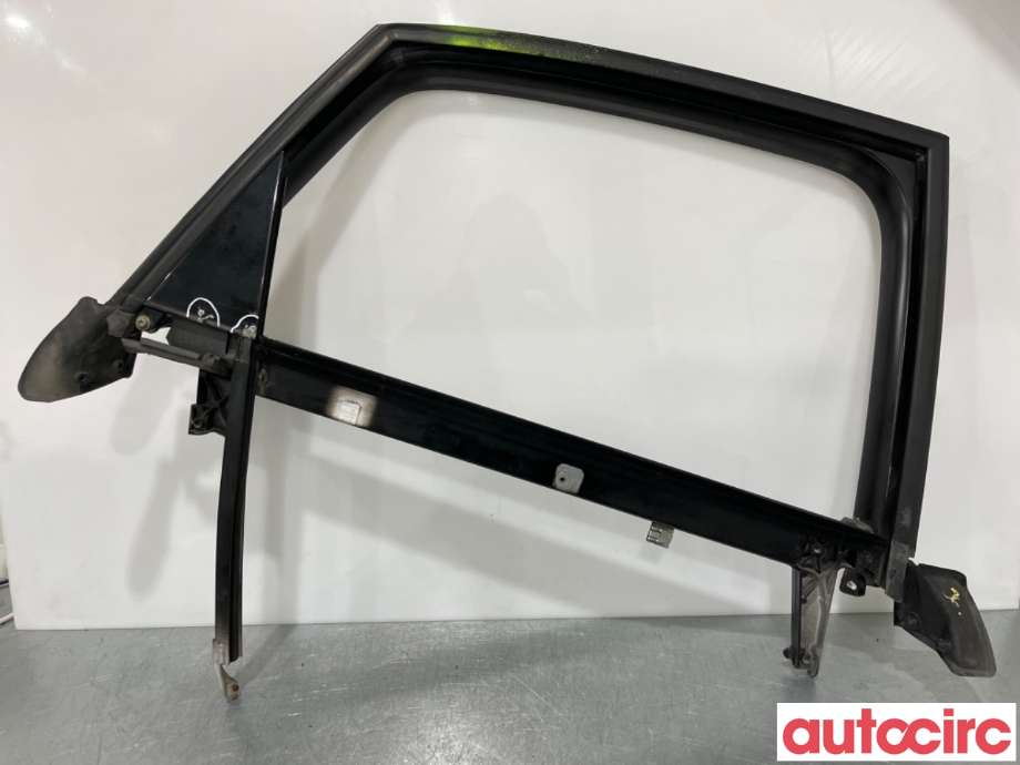Diverse deler til Audi A4, 2004-2008 (Type III) (B7) (B7) (AUDI|8E5839630C)