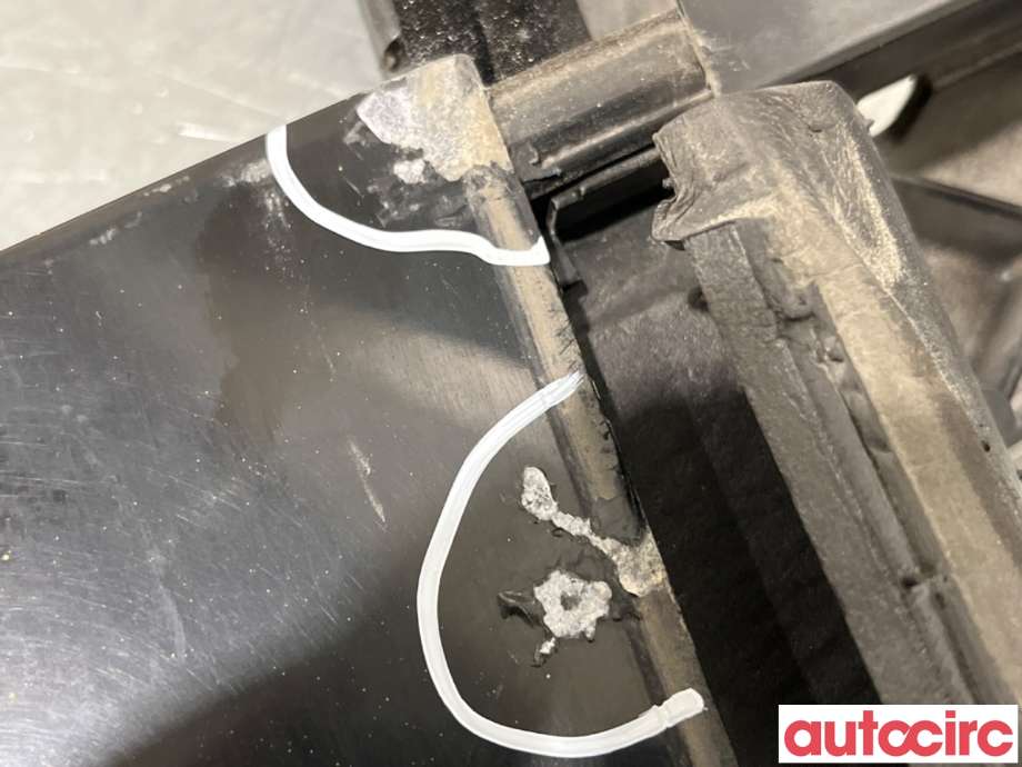 Diverse deler til Audi A4 2004-2008 (Type III) (B7) (B7) (AUDI|8E5839630C|)