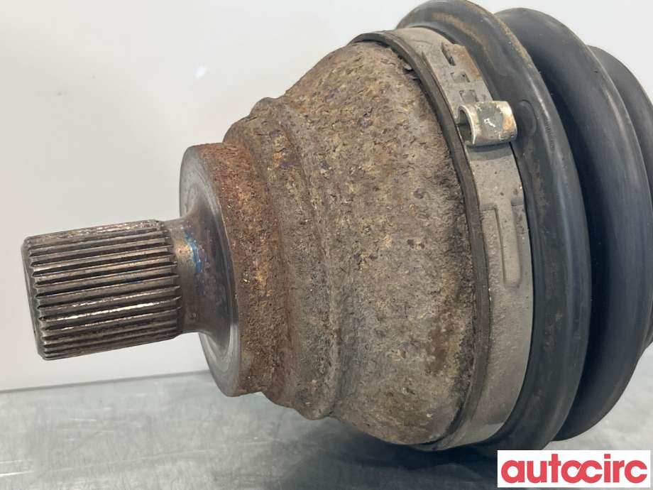 Drivaksel venstre foran til VW Caddy 2010-2015 (Type III, Fase 2)  (VOLKSWAGEN|3C0407451FX|1K0407271BJ|3C0407271AJ)