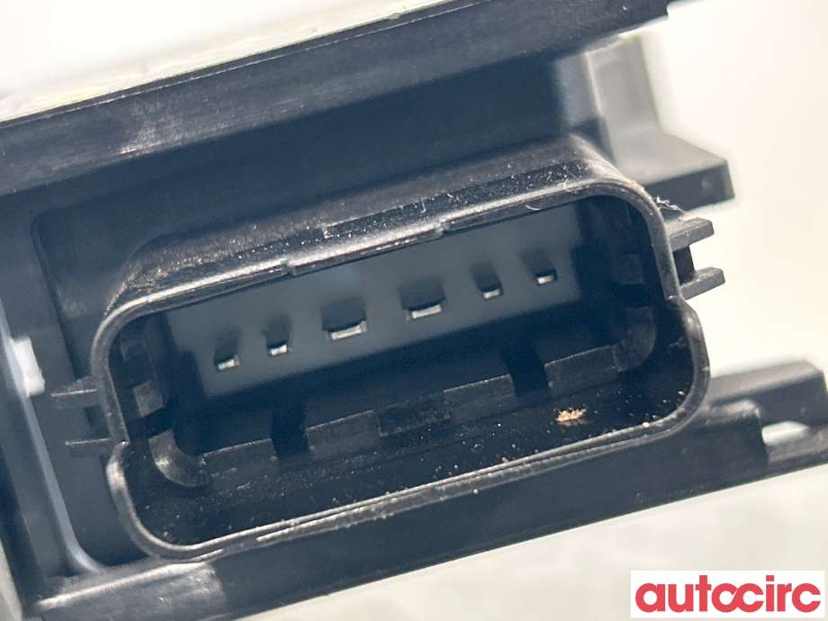 Ruteheis høyre foran til Kia EV6 2021-->>  (KIA|82460-CV010)