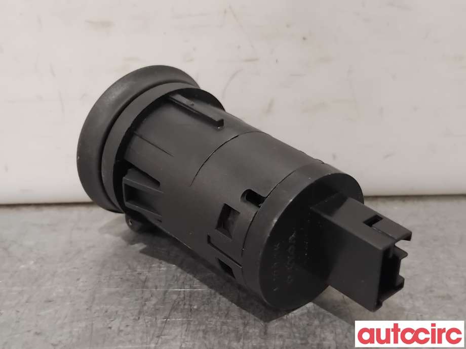 Diverse deler til Volvo XC40 2018-2024  (VOLVO|32371568||32231928)