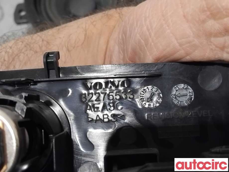 Diverse deler til Volvo XC40 2018-2024  (VOLVO|32275533|)