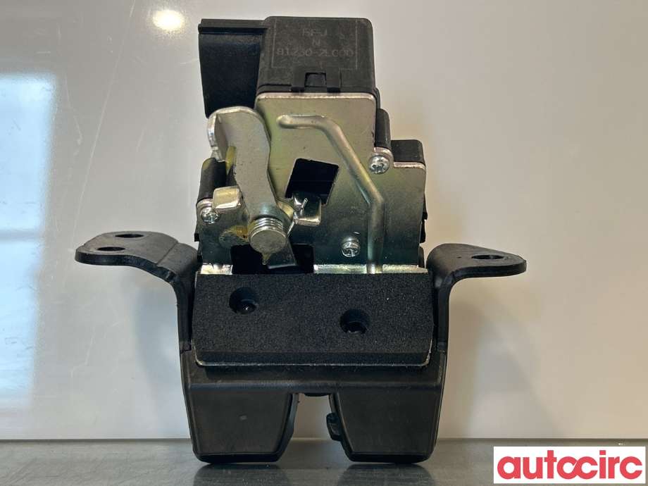 Baklukelås til Hyundai i30 2007-2012 (Type I)  (HYUNDAI|812302L000)