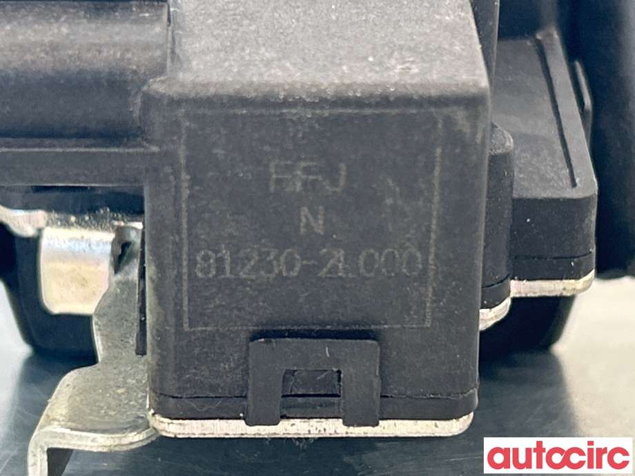 Baklukelås til Hyundai i30 2007-2012 (Type I)  (HYUNDAI|812302L000)