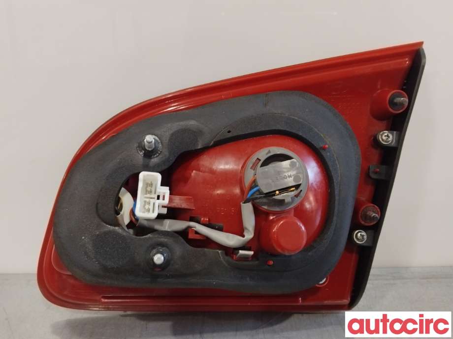 Baklykt venstre indre til Hyundai Santa Fe 2006-2009 (Type II, Fase 1)  (HYUNDAI|924052B020|924052B000)