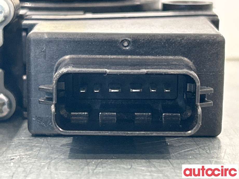 Ruteheis høyre foran til Kia e-Soul 2019-->> (Type III) (KIA|82460K0010|)