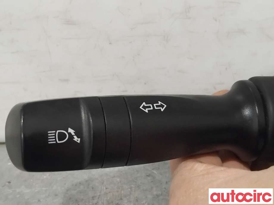 Bryter blink til Hyundai i40 2012-2017  (HYUNDAI|934103Z000||93410-3Z000)