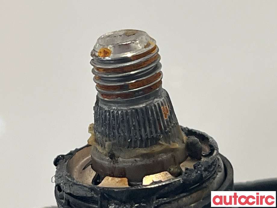 Viskermotor frontrute til Suzuki SX4 S-CROSS 2013-->> (Type II)  (SUZUKI|38100-61M00|AE159300-6220|38110-61M00)