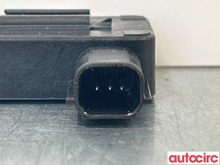 Antenne forsterker til Ford Mustang Mach-e 2020-->>  (FORD (US)|MU5T-14G618-BD|5938640)
