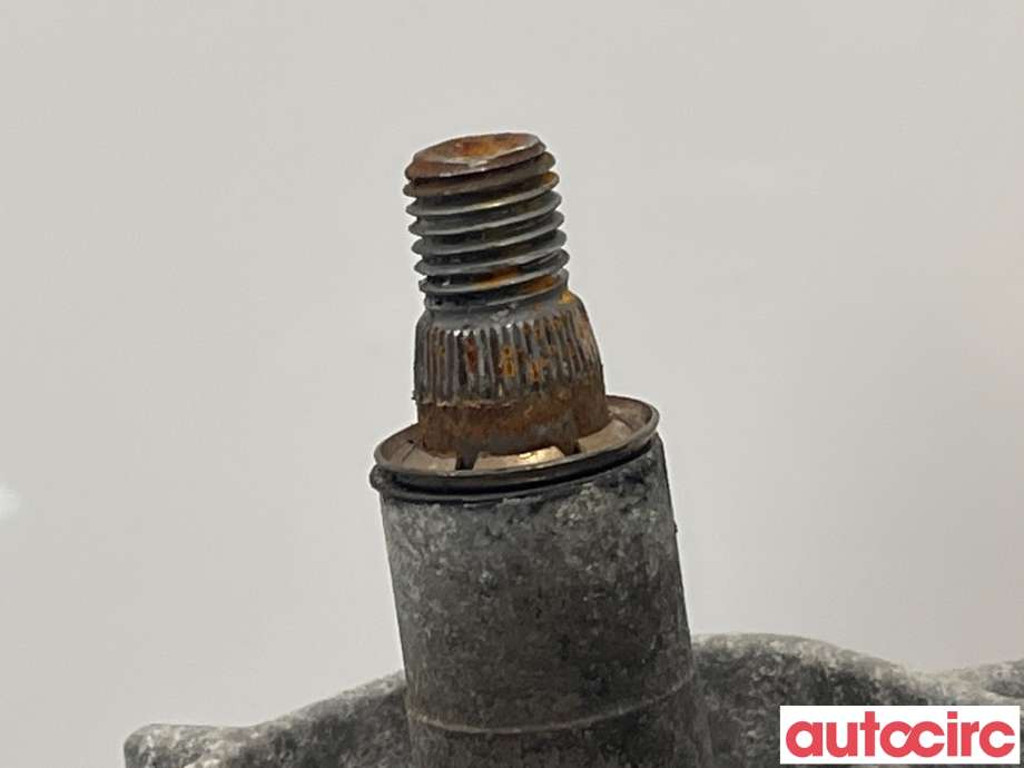 Viskermotor frontrute til Subaru Forester 2008-2013 (Type III)  (SUBARU|86510SC011)
