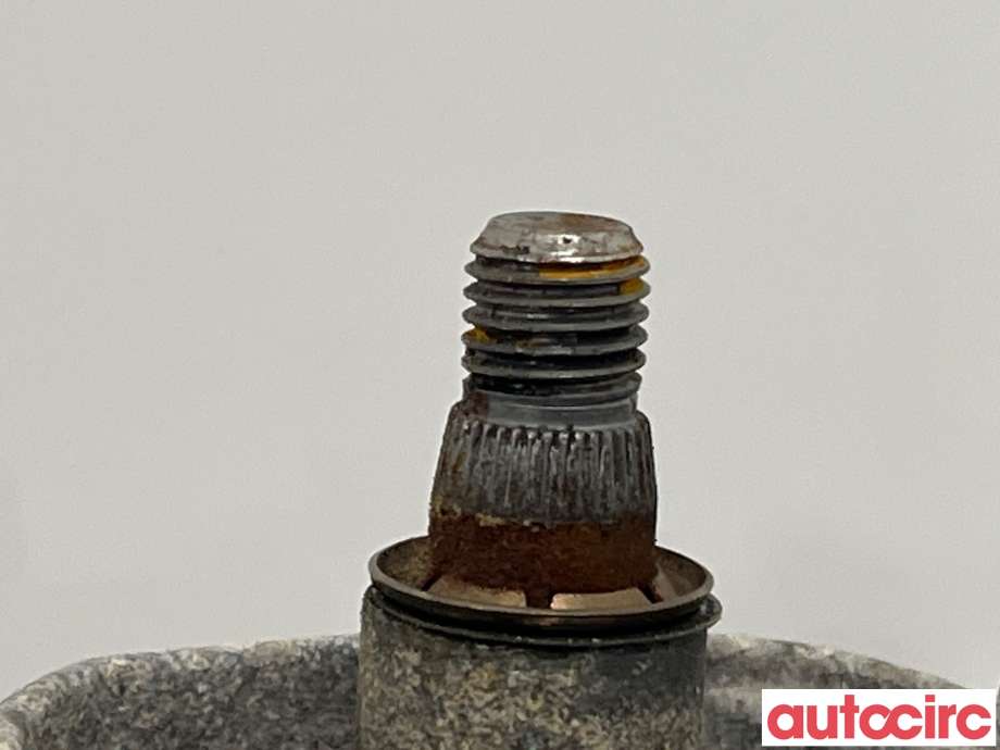 Viskermotor frontrute til Subaru Forester 2008-2013 (Type III)  (SUBARU|86510SC011)