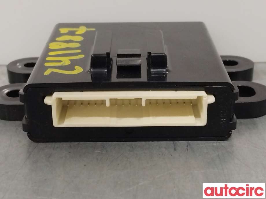 Styreenhet diverse til Mitsubishi Outlander 2012-2015 (Type III, Fase 1)  (MITSUBISHI|8637B099|)