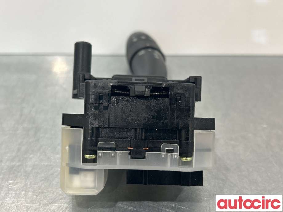 Bryter blink til Hyundai i30 2007-2012 (Type I)  (HYUNDAI|934102R030|934102L031)