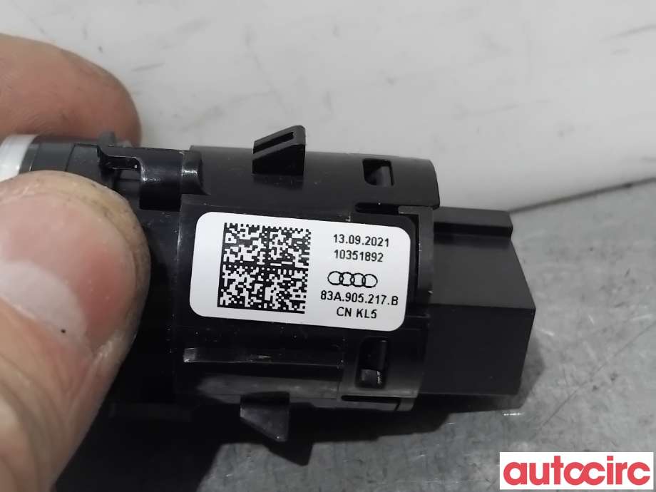 Bryter start/stopp til Audi Q4 e-tron 2021-->>  (AUDI|83A905217B|)
