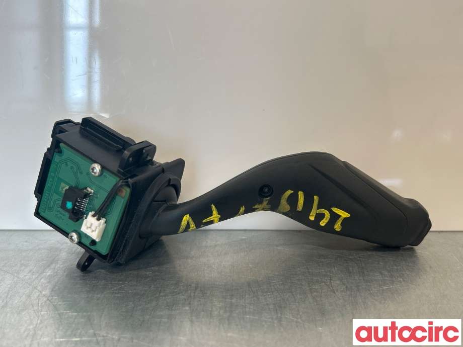 Bryter blink til Ford Mondeo 2014-2019 (Type V, Fase 1)  (FORD|EG9T-13335-FB3JA6|2224084|EG9T-13335-FAW)