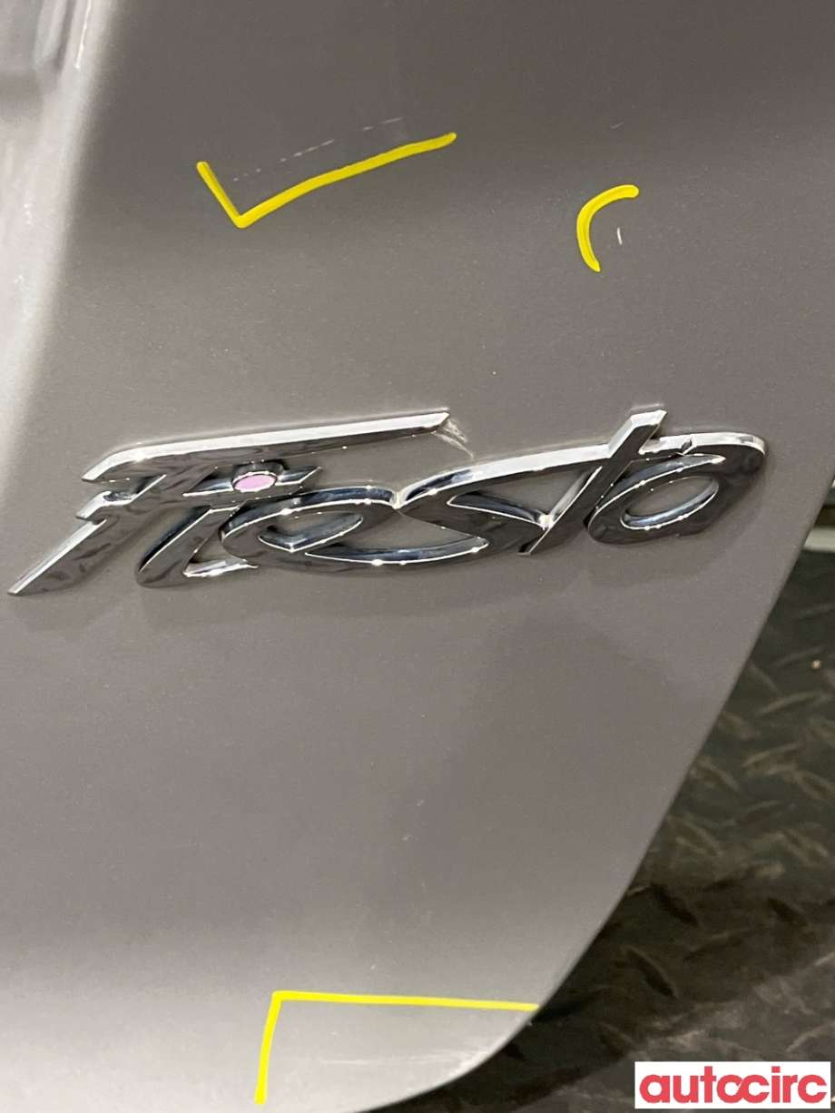 Bakluke combi til Ford Fiesta 2013-2017 (Type VI, Fase 2)  (FORD|1763986|P8A61-A40400-AH)
