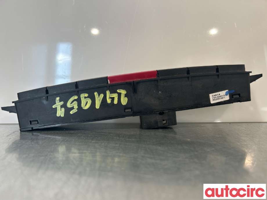 Bryter nødblink til Opel Combo D 2012-2018  (OPEL|95524545|7354991990)