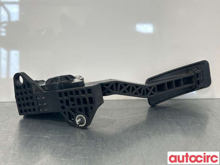 Pedal gass til Subaru Forester 2008-2013 (Type III)  (SUBARU|36010AG140)