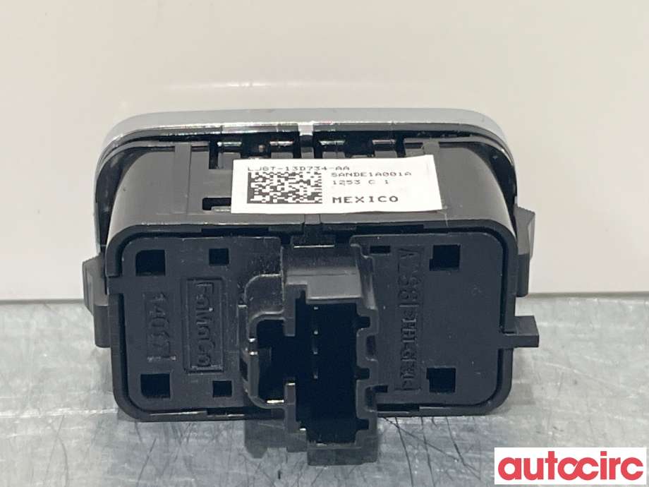Bryter nødblink til Ford Mustang Mach-e 2020-->>  (FORD (US)|2476611|LJ8T-13D734-AA)