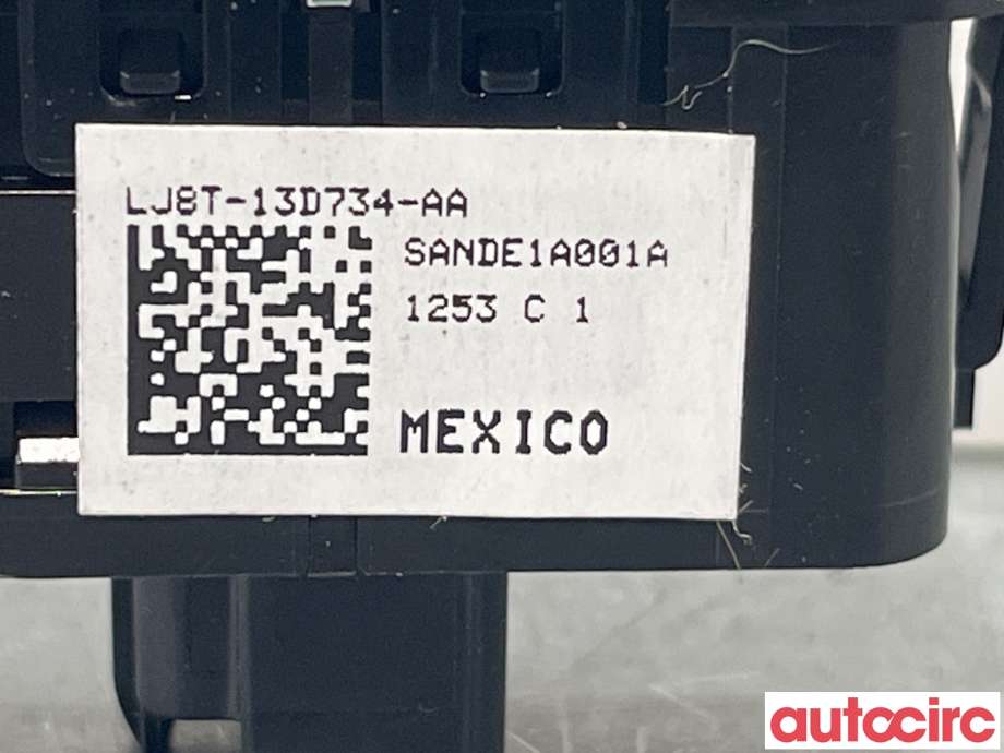 Bryter nødblink til Ford Mustang Mach-e 2020-->>  (FORD (US)|2476611|LJ8T-13D734-AA)