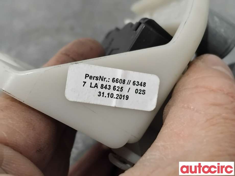 Låsekasse høyre til VW Transporter / Caravelle 2019-->> (T6.1) (T6.1) (VOLKSWAGEN|7LA843625B||7LA843625)